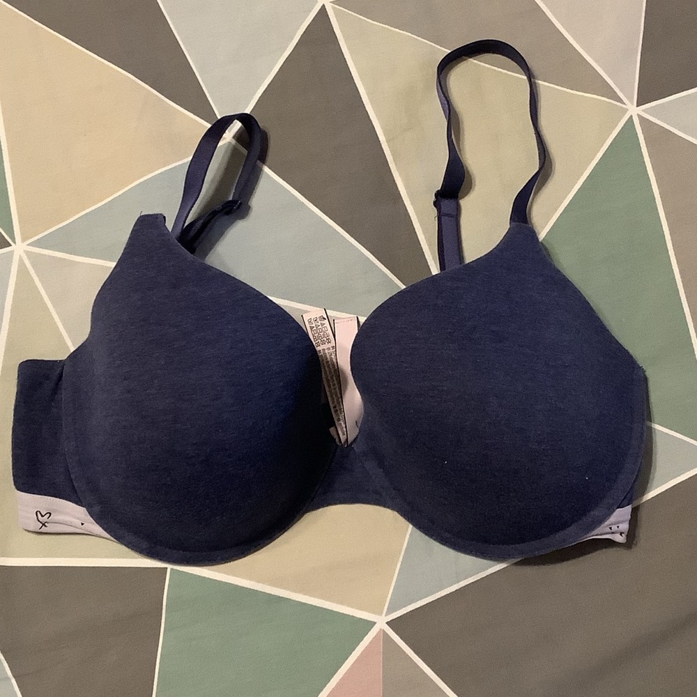 Victoria’s Secret 36D T-Shirt Lightly Lined Demi